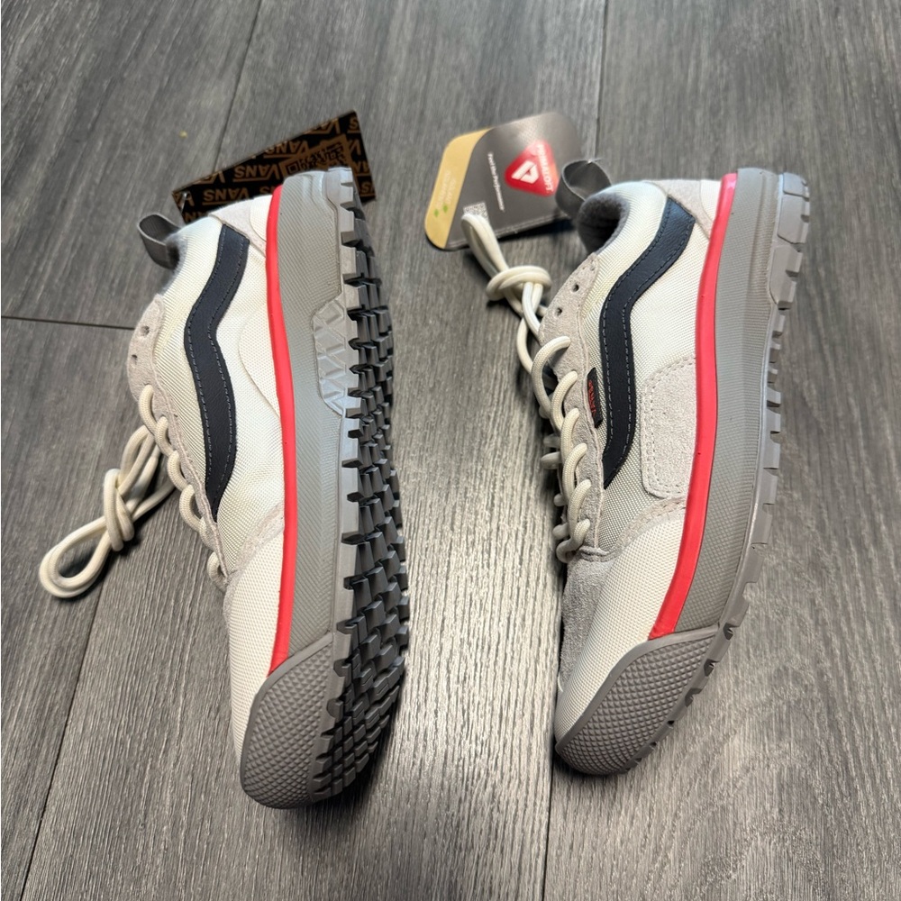 Vans Pop UltraRange EXO MTE-1 Skate Shoes Gray White VN0A5KS49DK Mens 3.5 Wmns 5 - Picture 2 of 7